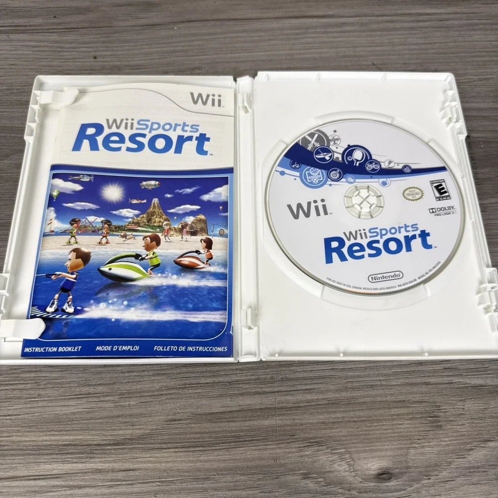 Wii Sports Resort (Nintendo Wii, 2009) CIB COMPLETE IN BOX